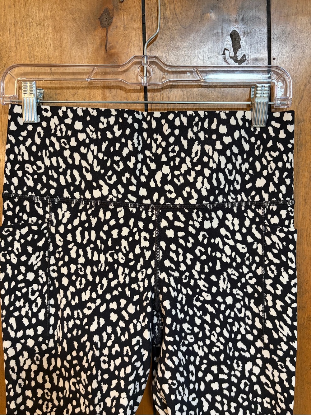 Athleta Black and White Spot-Print High-Rise Leggings - Picture 2 of 5